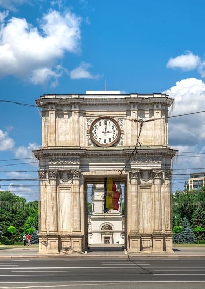 Triumphal arch in chisinau, moldova