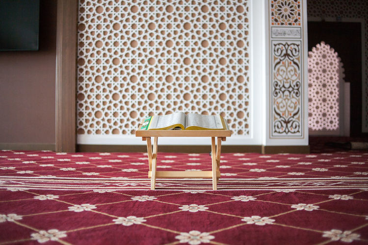 Empty chairs and tables at home