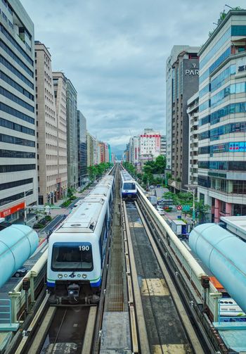 Taipei trains seen from above