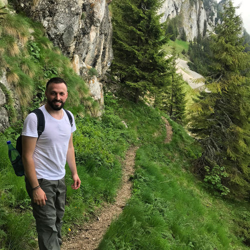 Relaxation in the mountains