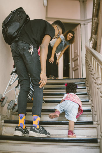 Authentic lifestyle photography by Maskot photo agency. Real People Moments Moment Lifestyles Lifestyle