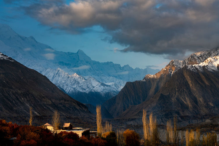 The most beautiful valley in pakistan ii hunza valley - pakistan