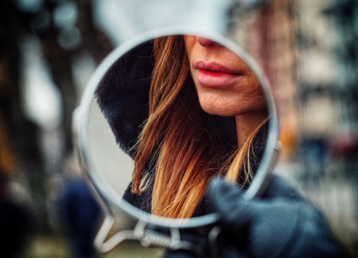 Portrait of woman in the mirror 