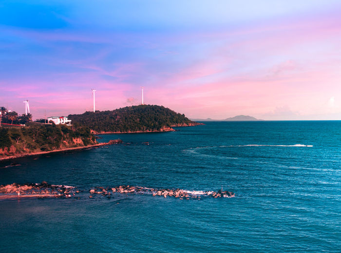 Scenic view of sea against sky