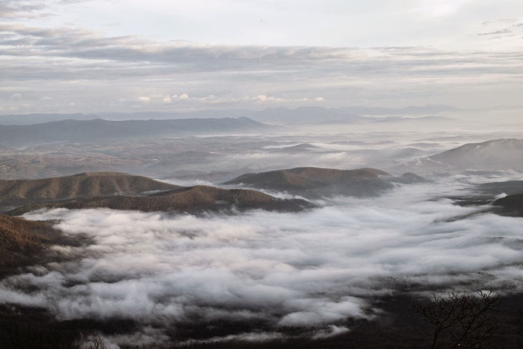 Morning mist settles in valleys of blue ridge mountains, virginia.