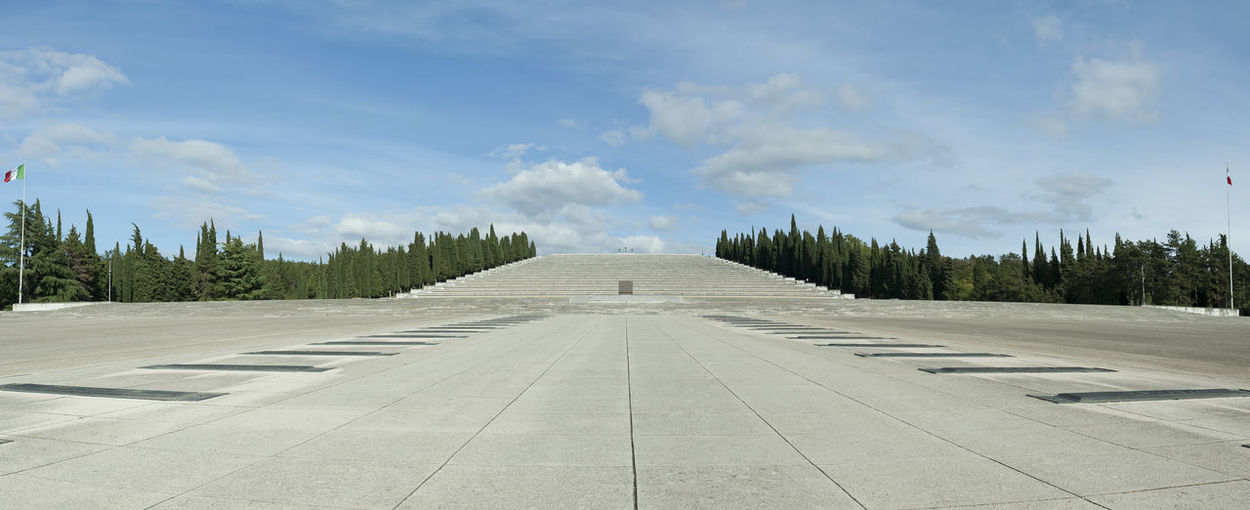 Scenic view of war memorial against sky
