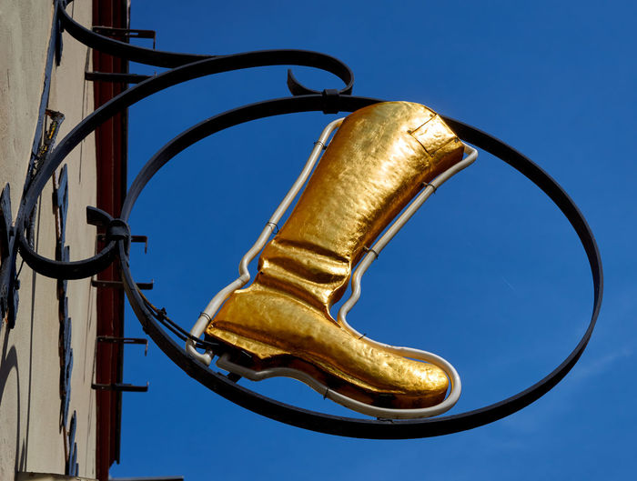 Lueneburg, germany, april 8., 2020, boot shod with copper in an iron ring as a sign 