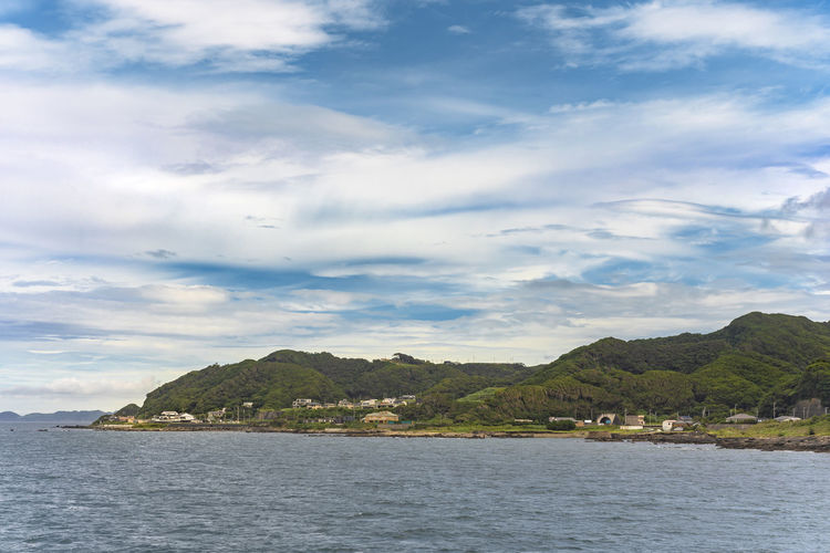 Coast of the boso peninsula　with the kanaya town at the foot of the mount nokogiri.