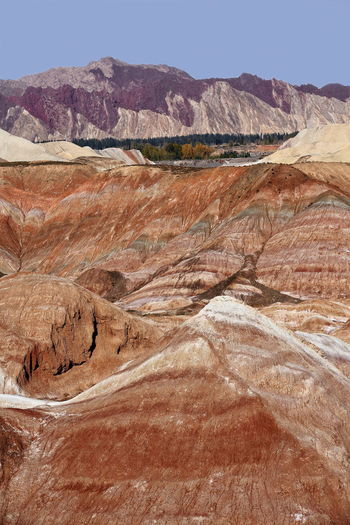 Sandstone and siltstone landforms of zhangye danxia-red cloud national geological park. 0841
