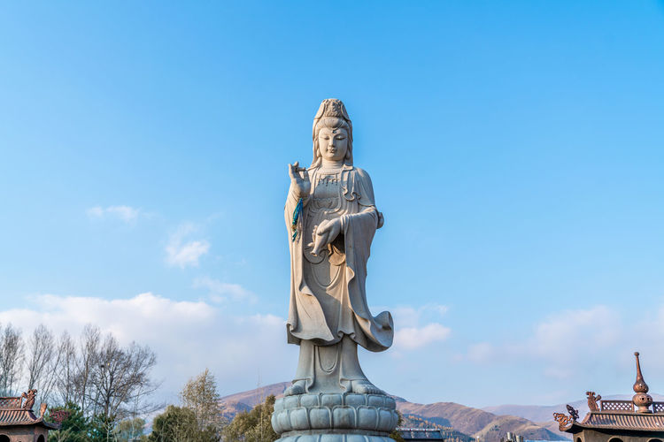 The statue of guanyin bodhisattva in the south china sea on mount wutai