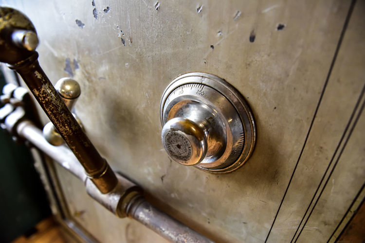 Vintage antique locked safe