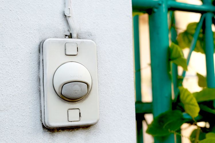 Doorbell in front of the house