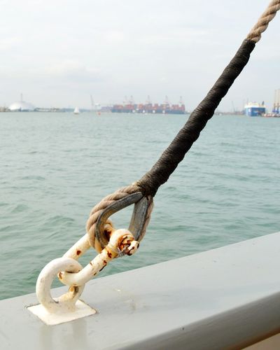 Shackle on boat