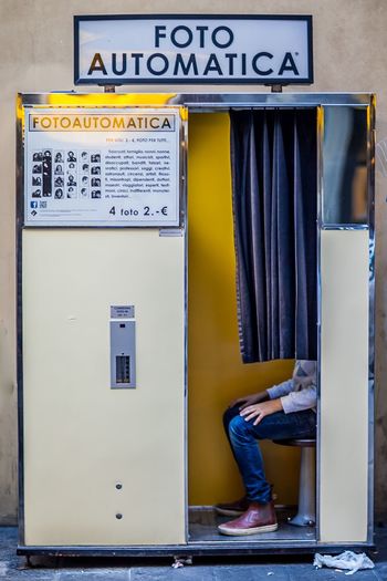 Man text on wall