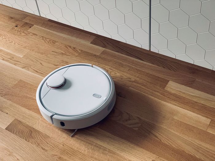 Smart home cleaning vaccuum