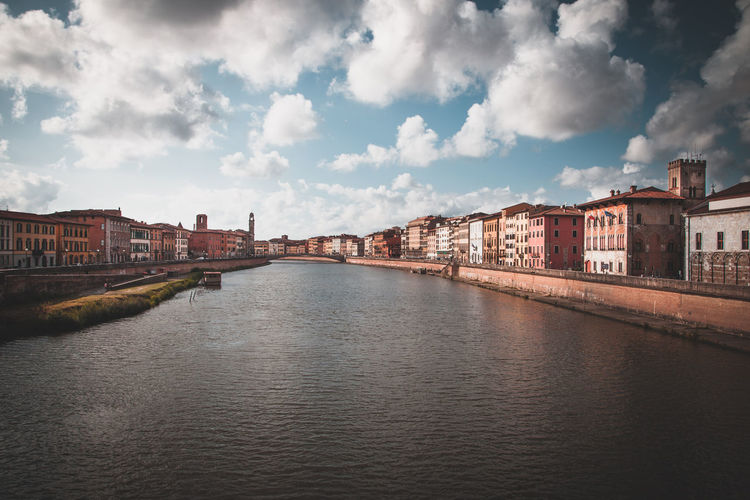 Lungarno view in pisa