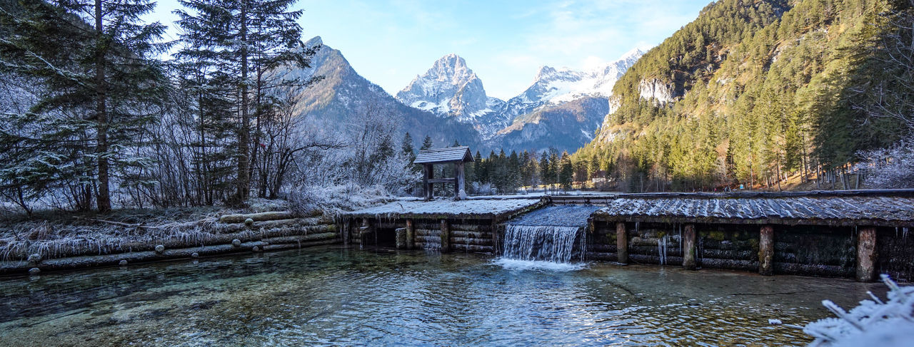 Beautiful rural winter lake scenerie
