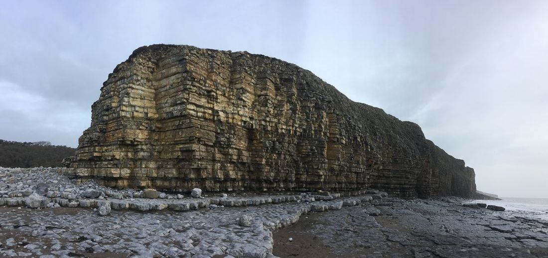 Fossil hunting llantwit major beach