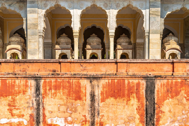 Low angle view of interior wall at amer fort in jaipur, rajasthan, india