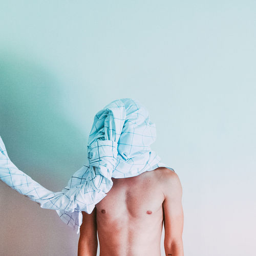 Stuck On The Puzzle Self Portrait Photography Photography Nikon Colour Of Life Bodyart Eyeemphoto Abstract Boy Wall Colors Blue Eye4photography EyeEm Gallery Portrait Indoors Color Palette Colorful Color Portrait