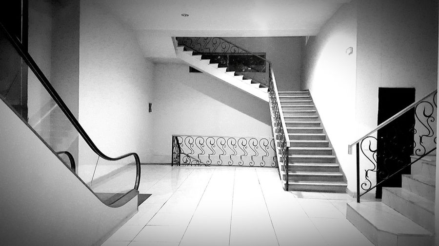 Empty staircase