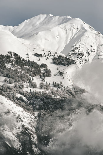 Beautiful snowcapped mountain italian alps mountain range italy winter mood image
