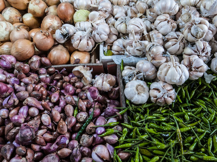 Close-up of garlic