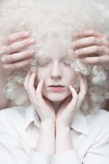 Adult Adults Only Beauty Beauty Spa Close-up Eyes Closed Females Freshness Human Body Part Human Hand Nature One Person One Woman Only Only Women People Portrait Relaxation Softness Women Young Adult